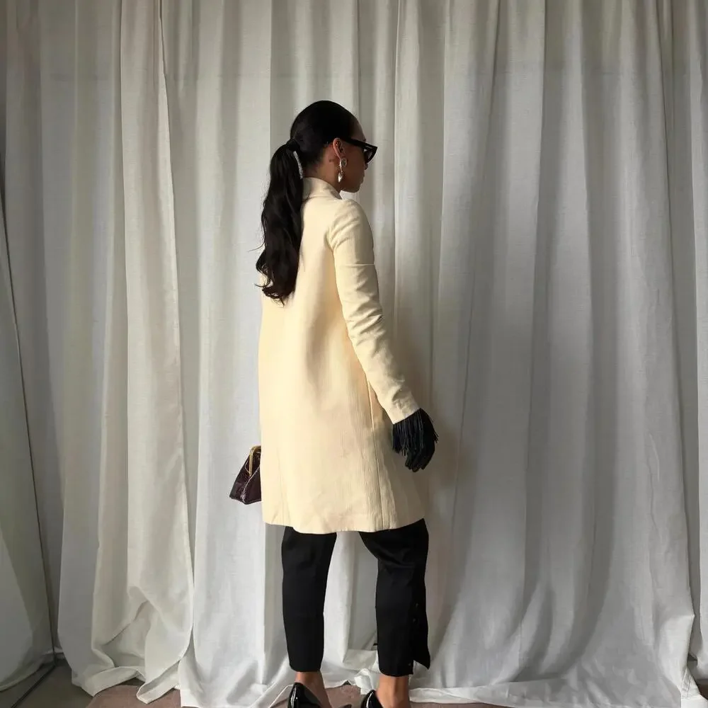 Chloé - Picture 4 of 9